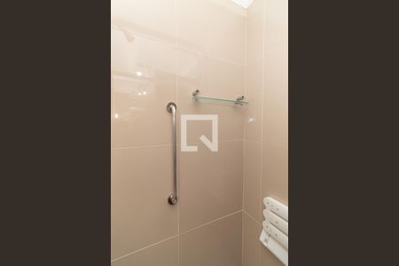 Apartamento à venda com 70m², 3 quartos e 1 vaga Apartamento à venda com 70m², 3 quartos e 1 vagaBanheiro