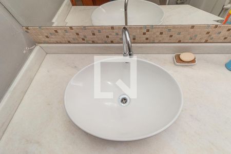 Apartamento à venda com 70m², 3 quartos e 1 vaga Apartamento à venda com 70m², 3 quartos e 1 vagaBanheiro