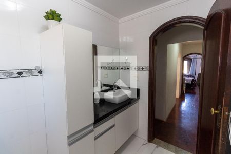 Casa à venda com 160m², 3 quartos e 1 vagaBanheiro 1