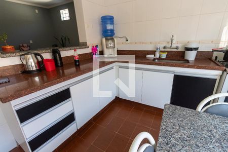 Casa à venda com 160m², 3 quartos e 1 vagaCozinha - Armários