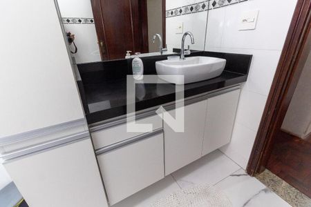 Casa à venda com 160m², 3 quartos e 1 vagaBanheiro 1