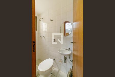 Apartamento à venda com 160m², 3 quartos e 2 vagasBanheiro de Serviço