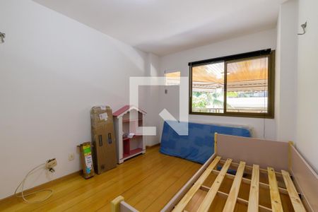 Apartamento à venda com 160m², 3 quartos e 2 vagasQuarto 1