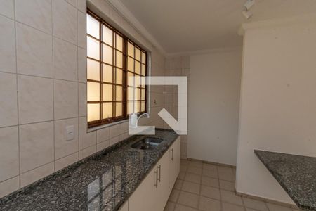Cozinha  de casa de condomínio para alugar com 2 quartos, 60m² em Residencial Burato, Campinas