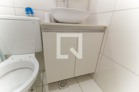 Apartamento à venda com 51m², 2 quartos e 1 vaga Apartamento à venda com 51m², 2 quartos e 1 vagaBanheiro