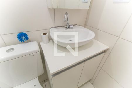 Apartamento à venda com 51m², 2 quartos e 1 vaga Apartamento à venda com 51m², 2 quartos e 1 vagaBanheiro
