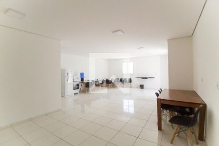 Apartamento à venda com 51m², 2 quartos e 1 vaga Apartamento à venda com 51m², 2 quartos e 1 vagaSalão de festas