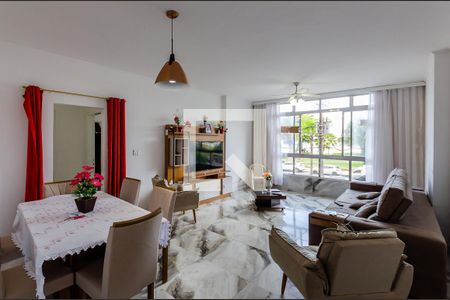 Sala de apartamento para alugar com 3 quartos, 192m² em Embaré, Santos