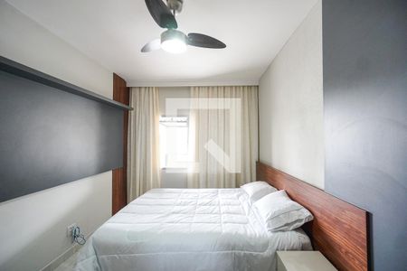 Casa à venda com 200m², 3 quartos e 3 vagas Casa à venda com 200m², 3 quartos e 3 vagasSuíte