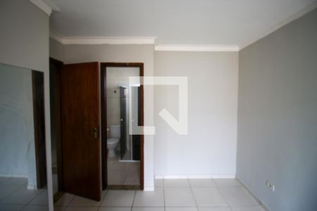 Quarto Suíte 1 de casa de condomínio para alugar com 2 quartos, 65m² em Vila Campanela, São Paulo