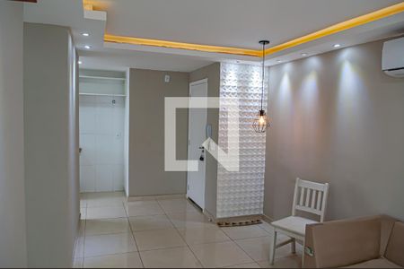 sala de apartamento para alugar com 2 quartos, 58m² em Taquara, Rio de Janeiro