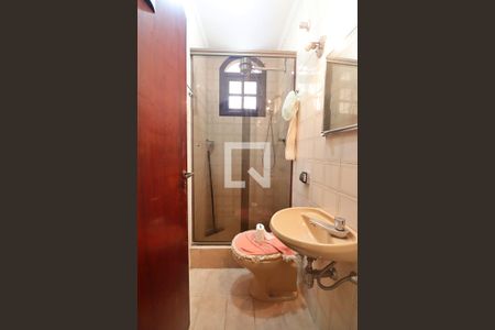 Casa à venda com 520m², 4 quartos e sem vagaBanheiro do Cômodo Extra Inferior