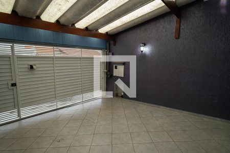 Casa à venda com 199m², 3 quartos e 2 vagas Casa à venda com 199m², 3 quartos e 2 vagasGaragem