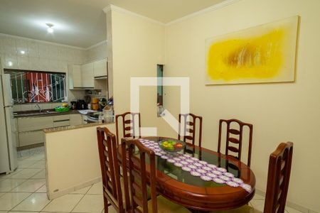 Casa à venda com 199m², 3 quartos e 2 vagas Casa à venda com 199m², 3 quartos e 2 vagasSala de Jantar
