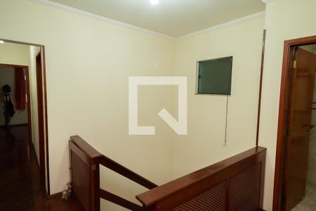 Casa à venda com 199m², 3 quartos e 2 vagas Casa à venda com 199m², 3 quartos e 2 vagasCorredor - Quartos