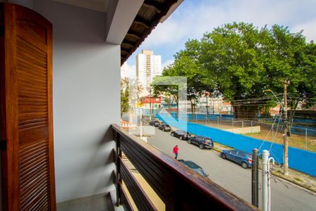 Casa à venda com 320m², 3 quartos e 5 vagas Casa à venda com 320m², 3 quartos e 5 vagasVaranda do quarto 1