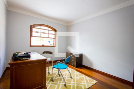 Casa à venda com 320m², 3 quartos e 5 vagas Casa à venda com 320m², 3 quartos e 5 vagasQuarto 3 - Suíte