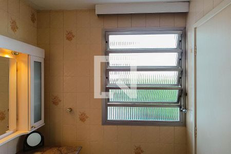 Apartamento à venda com 105m², 3 quartos e 1 vaga Apartamento à venda com 105m², 3 quartos e 1 vagaBanheiro da Suíte 1