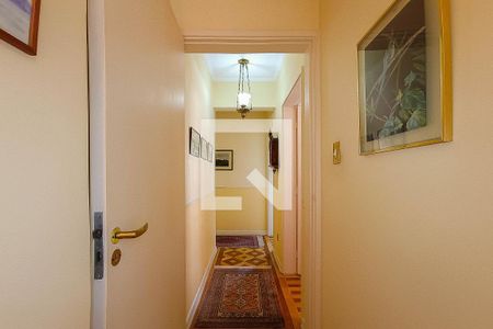 Apartamento à venda com 105m², 3 quartos e 1 vaga Apartamento à venda com 105m², 3 quartos e 1 vagaCorredor