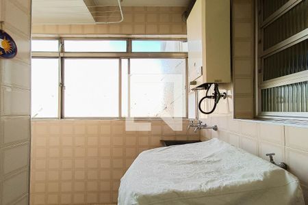 Apartamento à venda com 105m², 3 quartos e 1 vaga Apartamento à venda com 105m², 3 quartos e 1 vagaÁrea de Serviço