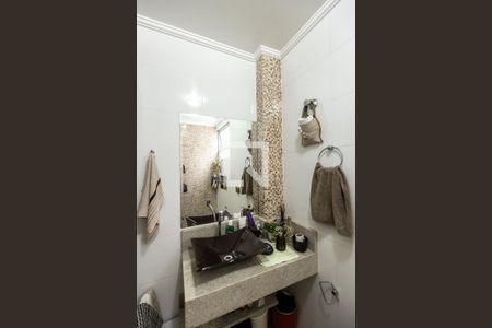 Apartamento à venda com 58m², 2 quartos e 1 vaga Apartamento à venda com 58m², 2 quartos e 1 vagaBanheiro Social