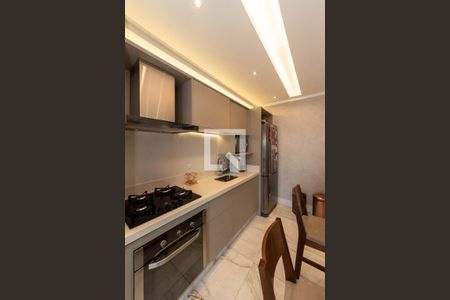 Apartamento à venda com 70m², 2 quartos e 2 vagasCozinha