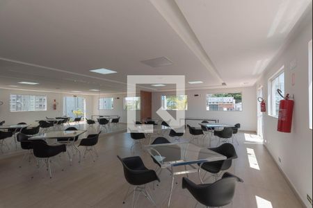 Apartamento à venda com 45m², 2 quartos e 1 vaga Apartamento à venda com 45m², 2 quartos e 1 vagaÁrea comum - Salão de festas