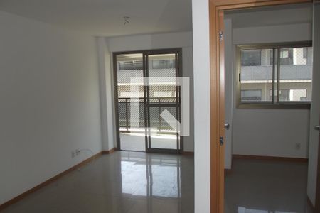 Sala  de apartamento para alugar com 2 quartos, 66m² em Freguesia de Jacarepaguá, Rio de Janeiro