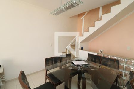 Casa à venda com 165m², 3 quartos e 3 vagasCopa