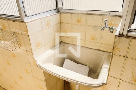 Apartamento à venda com 75m², 3 quartos e sem vaga Apartamento à venda com 75m², 3 quartos e sem vagaLavanderia