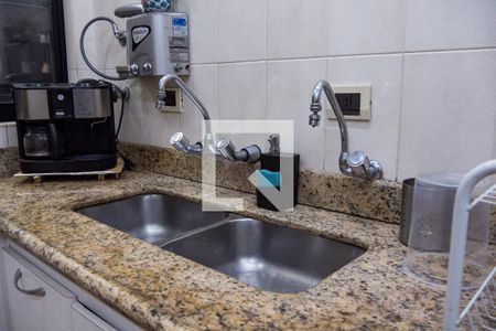 Apartamento à venda com 130m², 3 quartos e 2 vagasCozinha