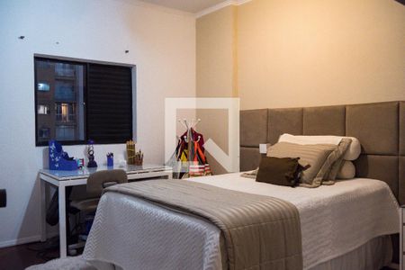 Apartamento à venda com 130m², 3 quartos e 2 vagasQuarto 2