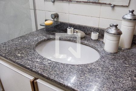 Apartamento à venda com 130m², 3 quartos e 2 vagasBanheiro da Suíte