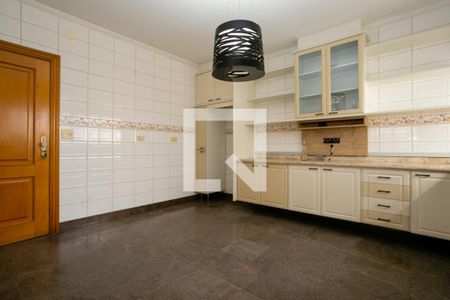 Casa à venda com 600m², 4 quartos e 5 vagas Casa à venda com 600m², 4 quartos e 5 vagasCopa