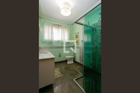 Casa à venda com 600m², 4 quartos e 5 vagas Casa à venda com 600m², 4 quartos e 5 vagasBanheiro social
