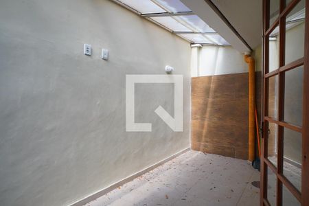 Área de Serviço de casa para alugar com 2 quartos, 90m² em Glória, Porto Alegre