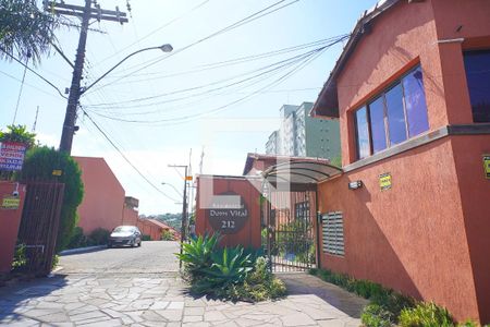 Casa para alugar com 90m², 2 quartos e 1 vagaFachada e portaria