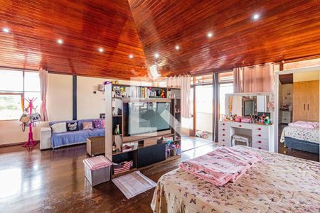 Casa à venda com 350m², 4 quartos e 3 vagasSuite 4