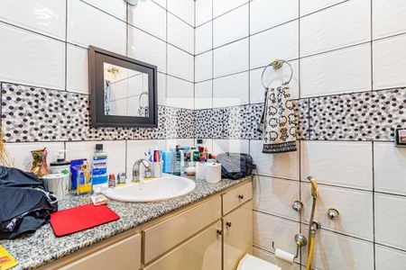 Casa à venda com 350m², 4 quartos e 3 vagasSuite 4 - Banheiro