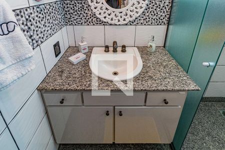 Casa à venda com 350m², 4 quartos e 3 vagasSuite 2 - Banheiro