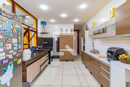 Casa à venda com 350m², 4 quartos e 3 vagasCozinha