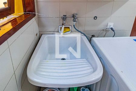 Casa à venda com 350m², 4 quartos e 3 vagasLavanderia