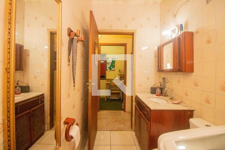 Casa à venda com 190m², 3 quartos e 4 vagasBanheiro - Casa 2