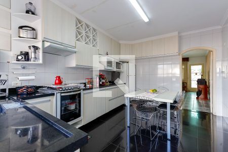 Casa à venda com 130m², 2 quartos e 2 vagasCozinha