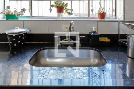 Casa à venda com 130m², 2 quartos e 2 vagasCozinha