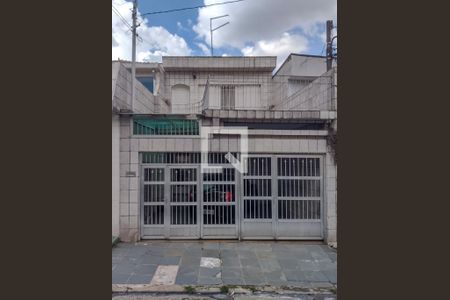 Casa à venda com 130m², 2 quartos e 2 vagasFachada