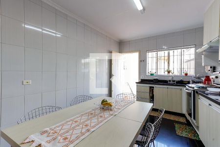 Casa à venda com 130m², 2 quartos e 2 vagasCozinha