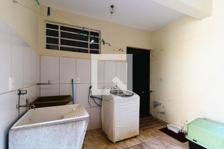 Casa à venda com 280m², 5 quartos e 6 vagasÁrea de Serviço