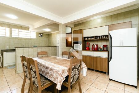 Casa à venda com 280m², 5 quartos e 6 vagasCopa