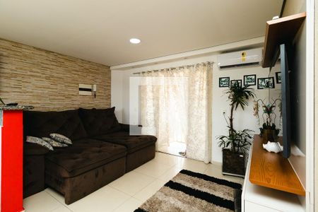 Casa à venda com 280m², 5 quartos e 6 vagasSala